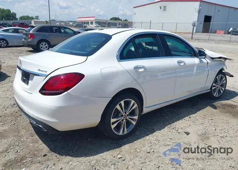 2019 Mercedes-Benz C 300 4Matic из США, поврежденный, VIN 55SWF8EB7KU310912